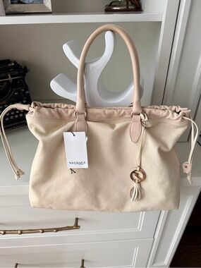 VARRIALE Italy Genuine Leather Cream Shoulder Medium Bag Purse Drawstring NEW